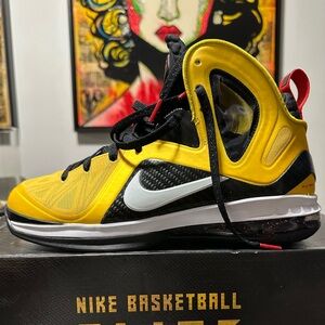 Men’s Nike LeBron 9 P.E. Elite (Taxi) - Size 10